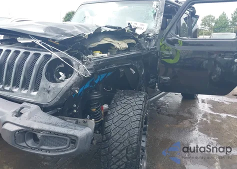 2020 Jeep Wrangler Unlimited Willys Sport 4X4 z USA, uszkodzony, nr VIN 1C4HJXDN2LW291052